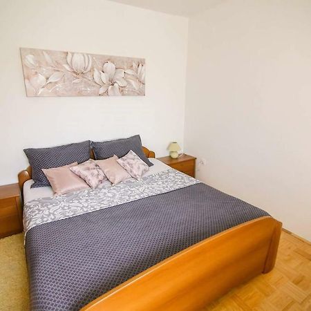 Kuca Za Odmor Luca Apartman Posedarje Kültér fotó